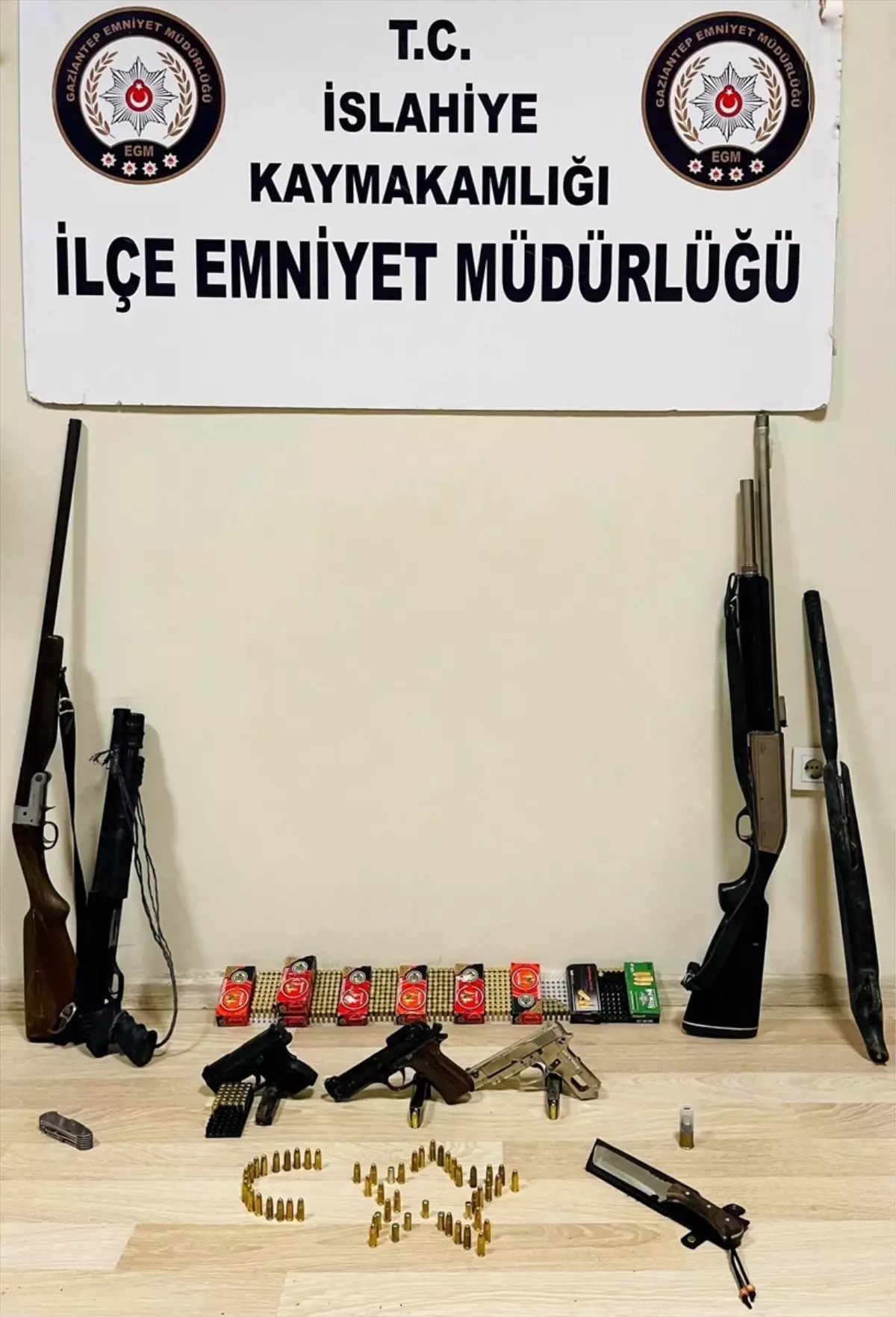 Sosyal Medyada Silah Paylaşan Şüpheli Gözaltına Alındı