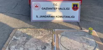 Gaziantep'te Tarihi Eser Kaçakçılığı: 2 Mozaik Ele Geçirildi