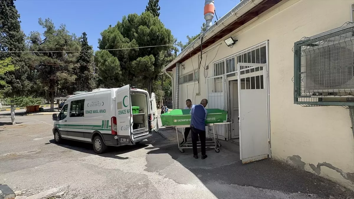 Gaziantep'te Silah Kazası: 14 Yaşındaki Çocuk Hayatını Kaybetti