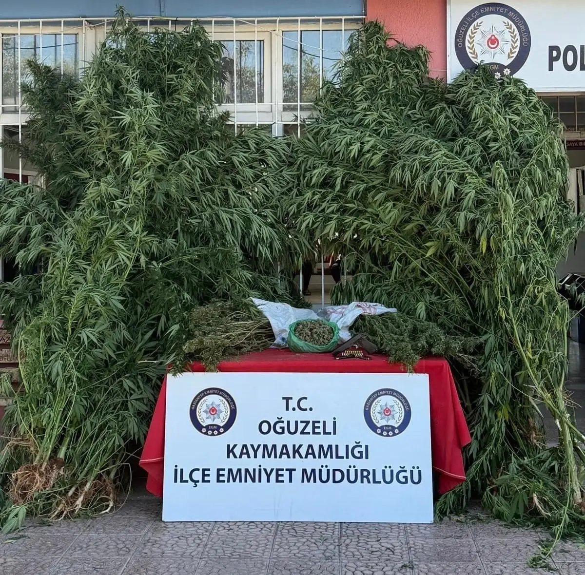 Gaziantep'te Uyuşturucu Operasyonu: 3 Gözaltı