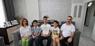 Nizip'te Çifte Türkiye Birinciliği: Öğretmen Ailesinin Başarısı
