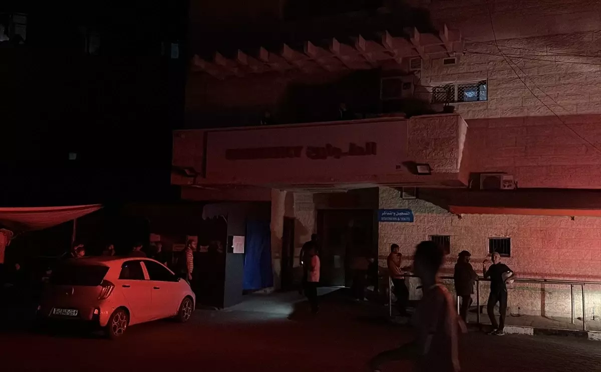 Gazze'deki Aksa Şehitleri Hastanesinde jeneratör ve yakıt sıkıntısı hastaların hayatını tehdit ediyor