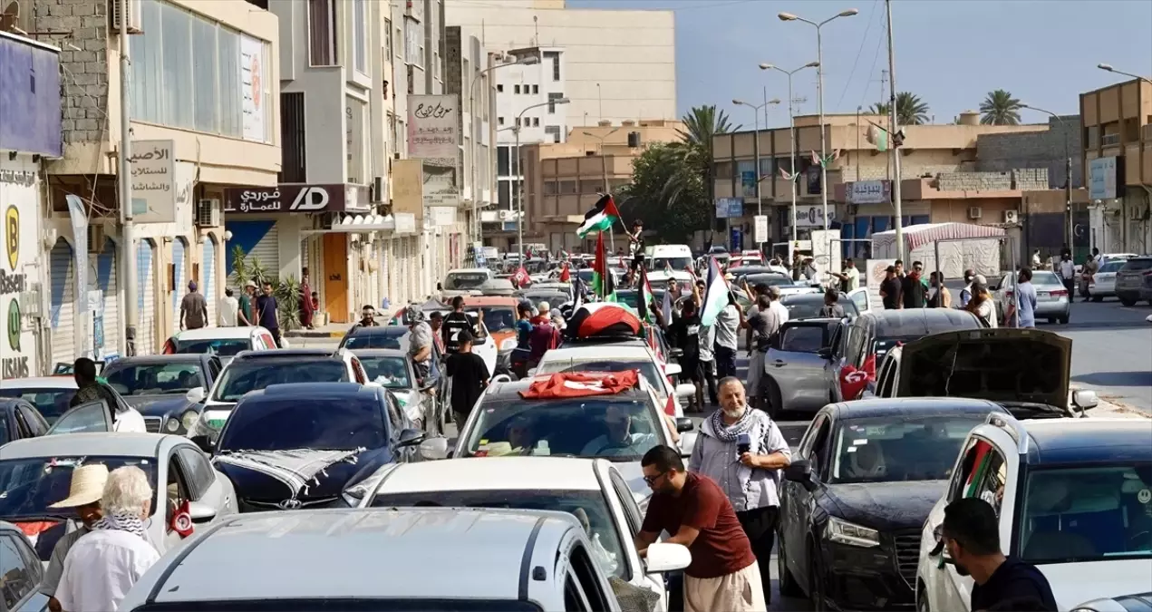 Mağrip Direniş Konvoyu Misrata'ya Yola Çıktı