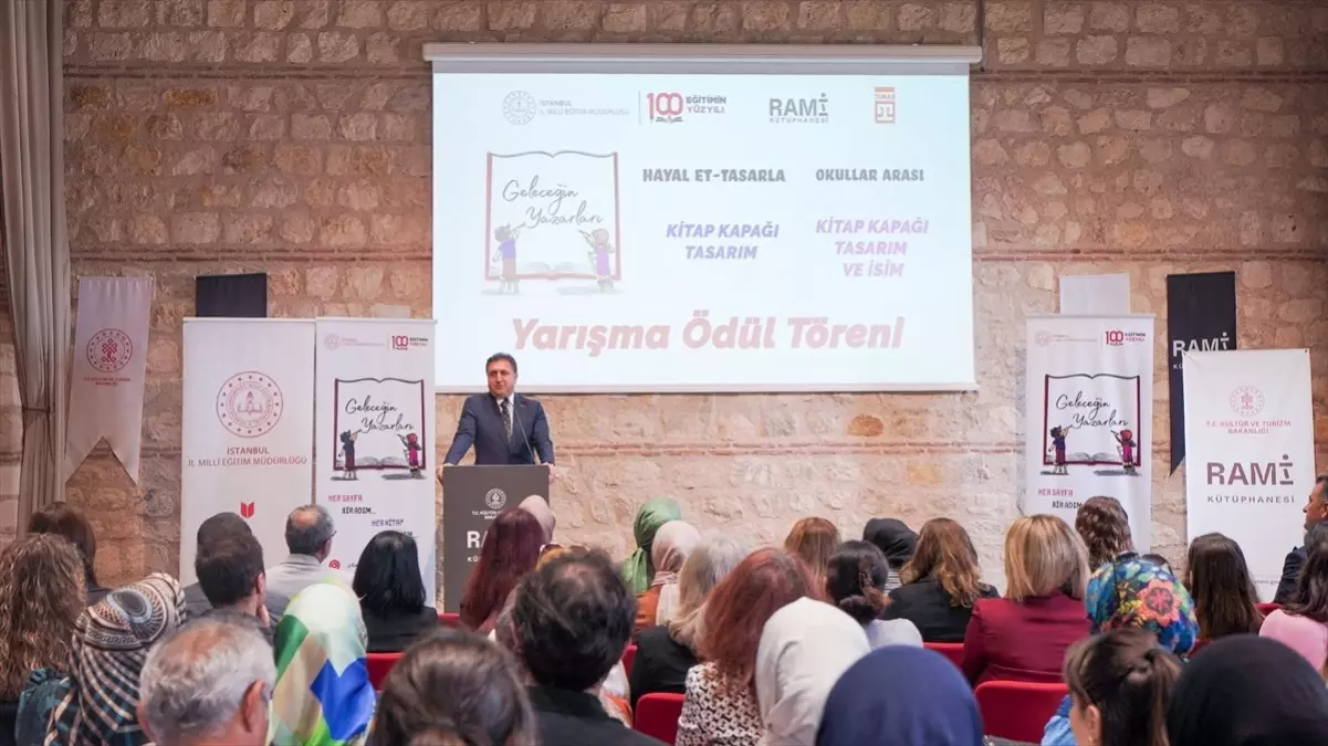Geleceğin Yazarları Projesi'nde öğrencilere sertifika ve ödülleri verildi