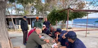 Gelibolu'da Balıkçılara Bilgilendirme Toplantısı Düzenlendi