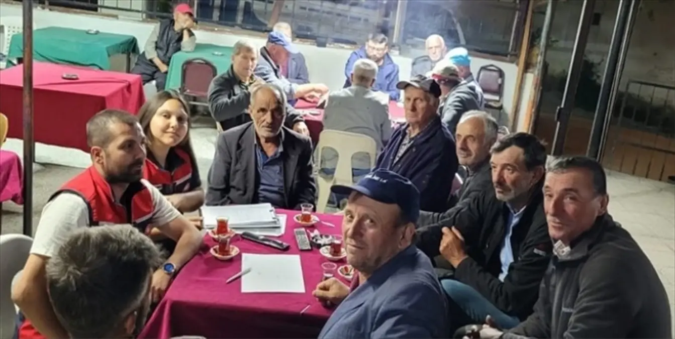 Gelibolu'da Çiftçilere Hasat Öncesi Pestisit Denetimi ve Eğitim