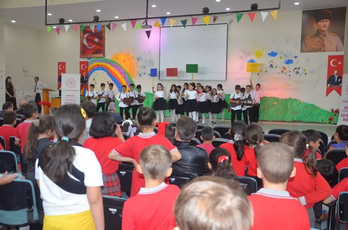 Gelibolu'da 'Sağlıklı Çocuk, Sağlıklı Gelecek Programı' Düzenlendi