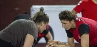 Kadın Güreş Milli Takımı Genç Sporcuları Şampiyonluk İçin Kamp Yapıyor