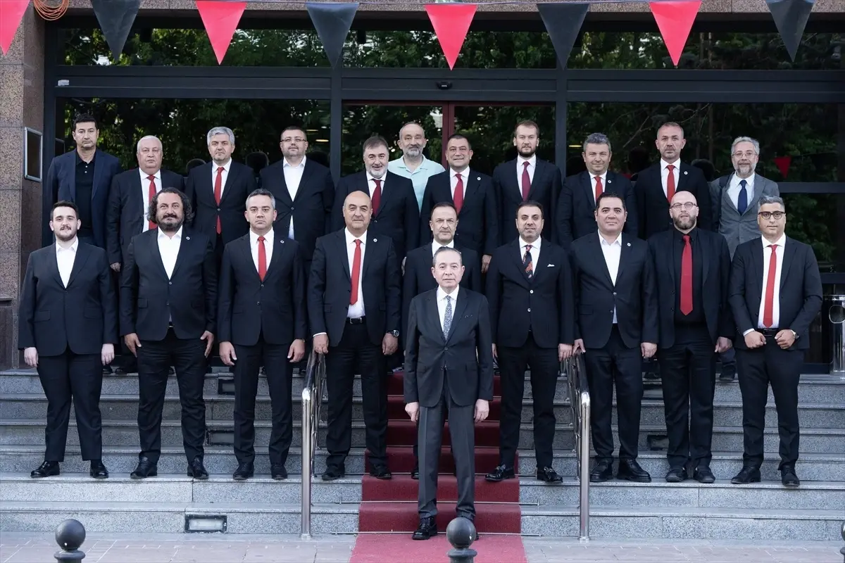 Gençlerbirliği'nde Yeni Yönetim Görev Dağılımı Yaptı