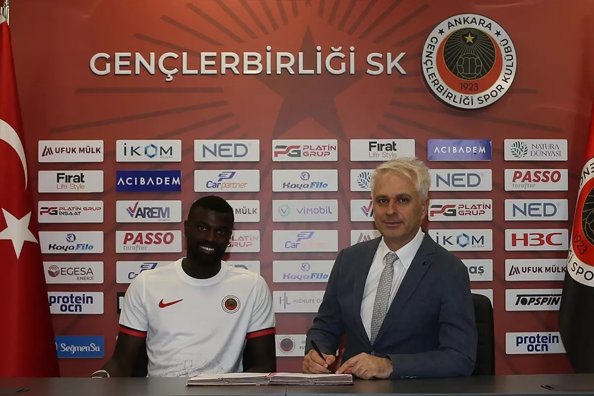 Gençlerbirliği, M'Baye Niang'ı Transfer Etti