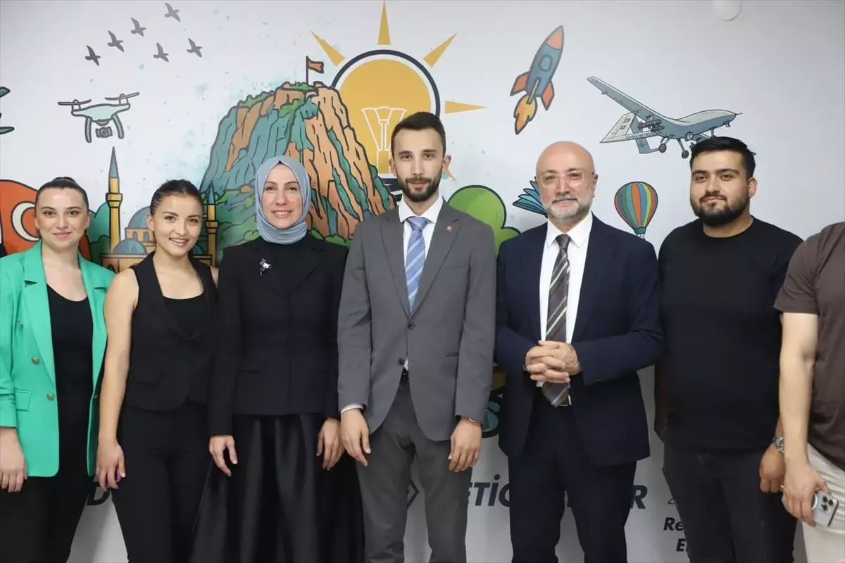 Gençlik ve Spor Bakan Yardımcısı Koçoğlu'ndan AK Parti Afyonkarahisar Ziyareti