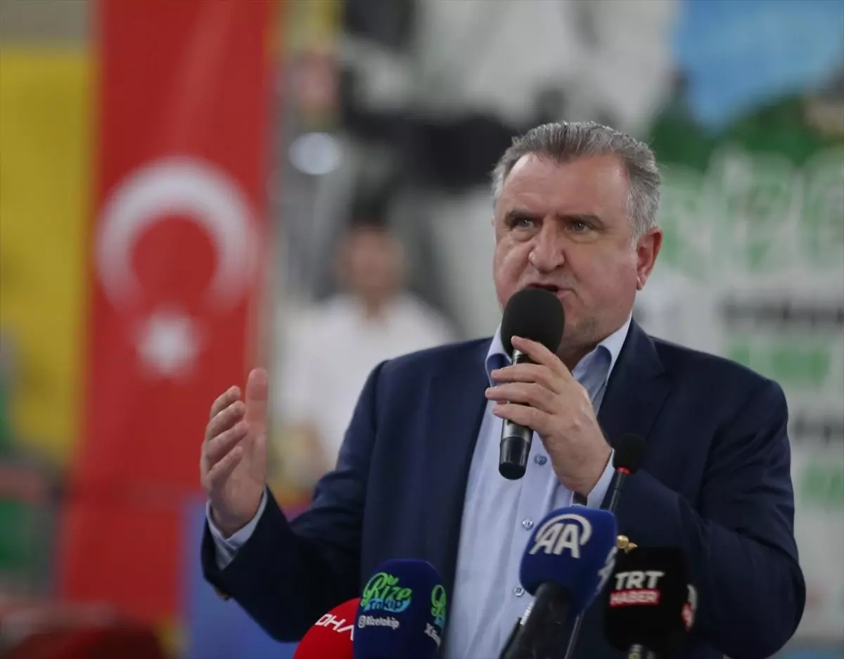 Karate Şampiyonası Açılışında Bakan Bak'tan Sporun Önemi Vurgusu