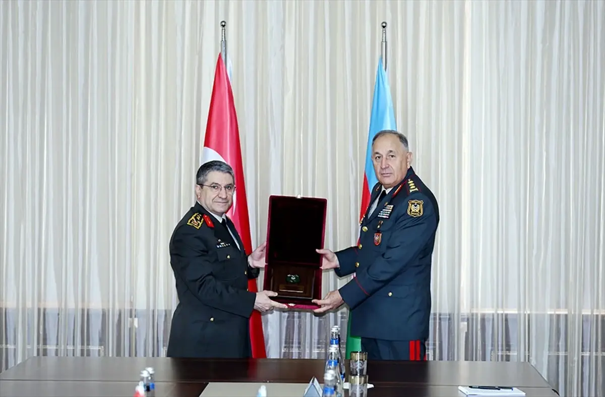 Orgeneral Bayraktaroğlu, Azerbaycan'da Resmi Temaslarda Bulundu