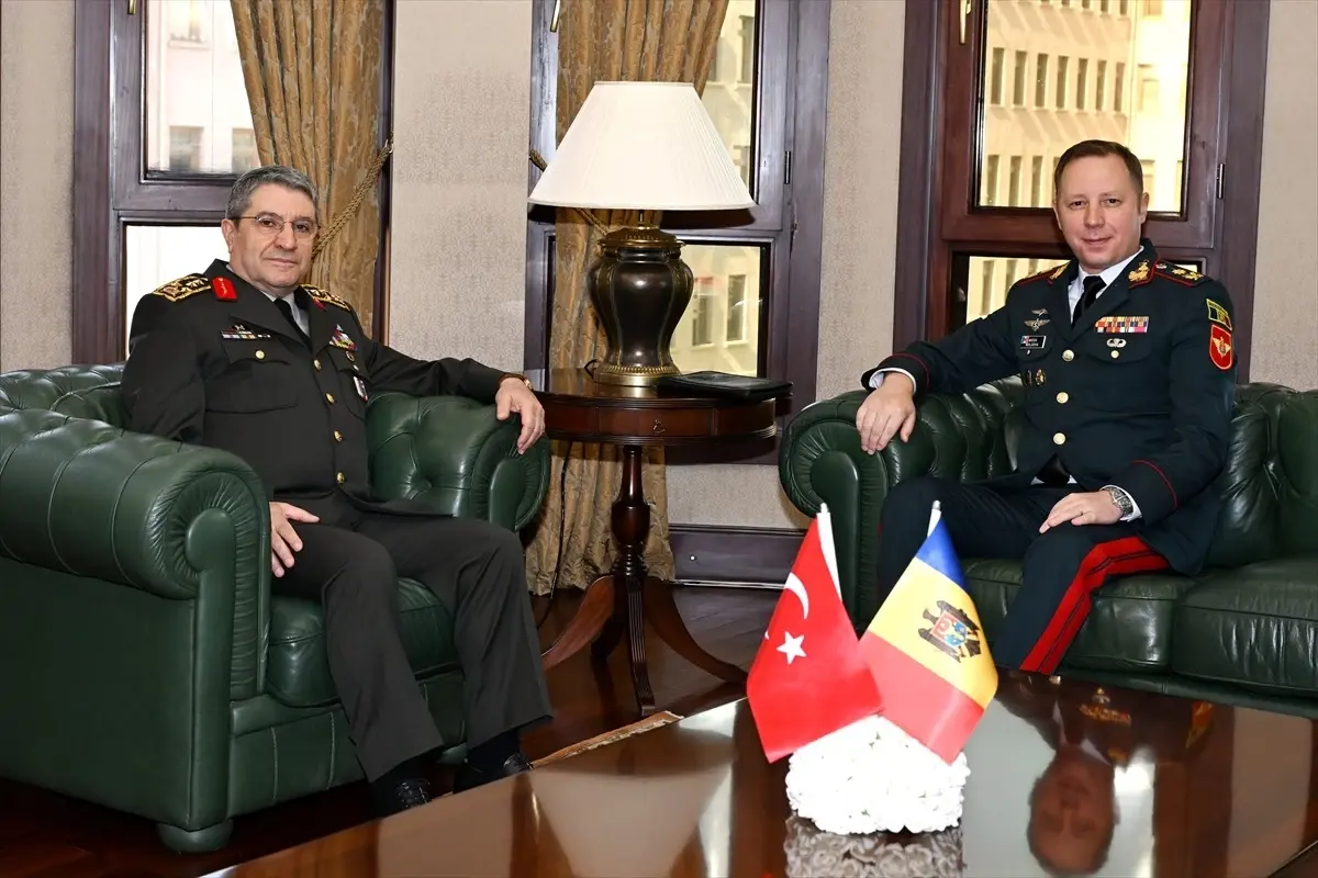 Genelkurmay Başkanı Bayraktaroğlu, Moldova Genelkurmay Başkanı ile Görüştü