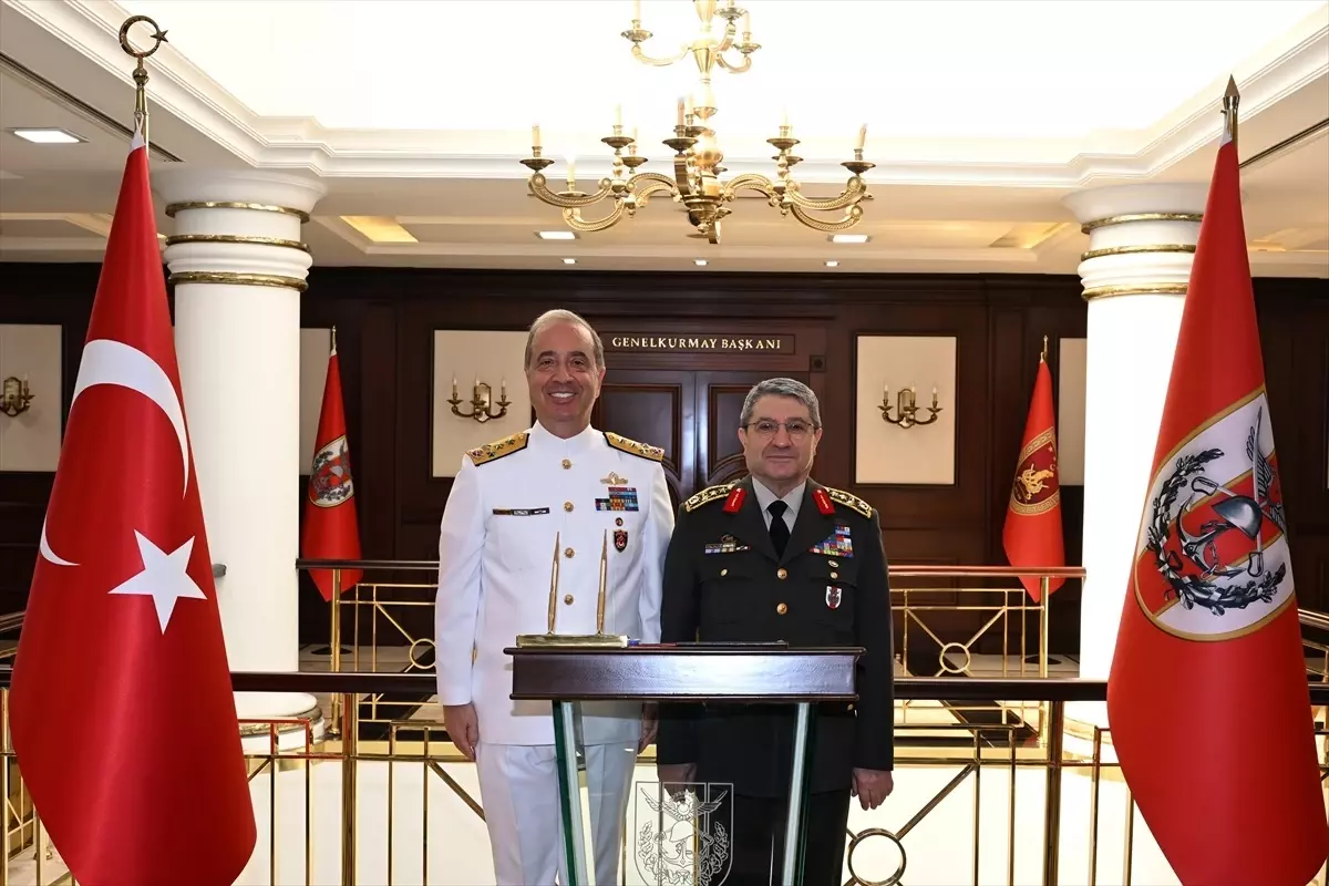 Genelkurmay Başkanı Bayraktaroğlu'dan Kuvvet Komutanlarına Ziyaret