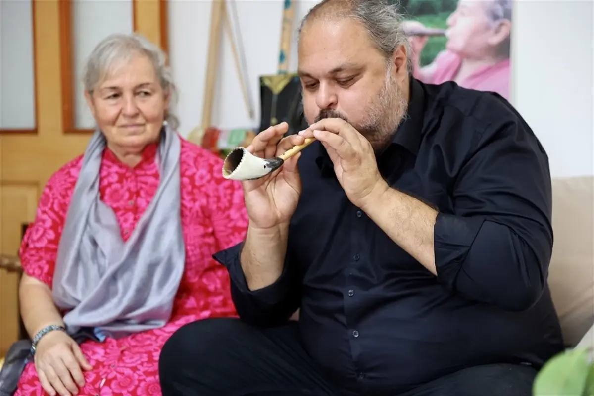 Evsel Atıklarla Müzik Aletleri Üreten Öğretmen: Emrah Kaya