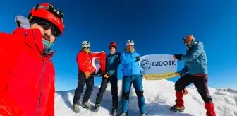 GİDOSK Sporcuları Ağrı Dağı Zirvesine Ulaştı