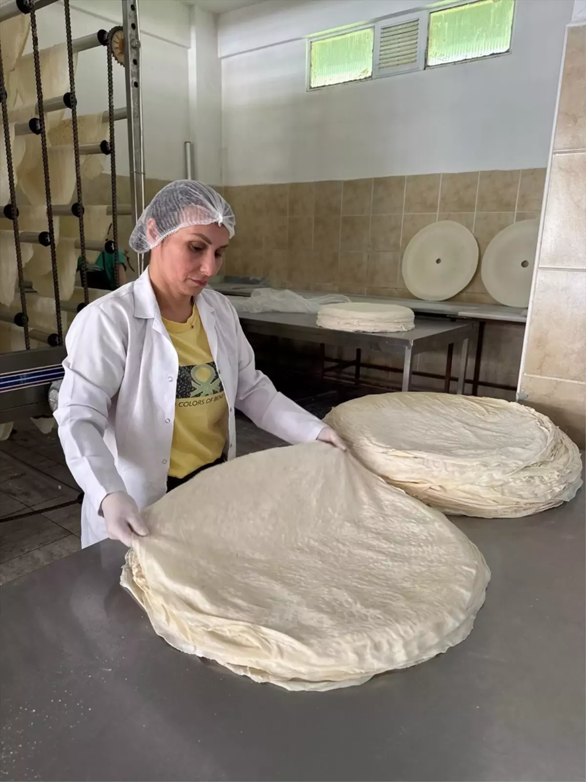 Nesrin Güngör, Yufka İmalathanesinde 9 Kişiye İş İmkanı Sağladı