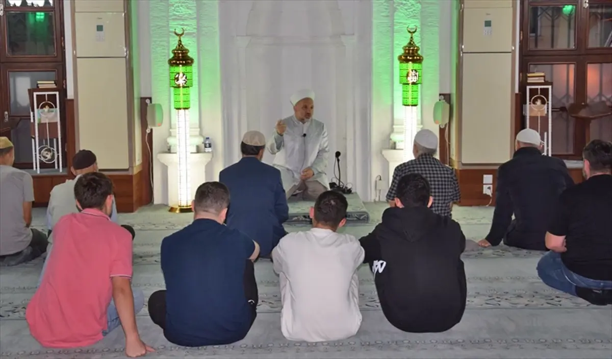 Giresun'da Mevlid-i Nebi Haftası Etkinlikleri ve Aile Kurumunun Önemi Vurgulandı