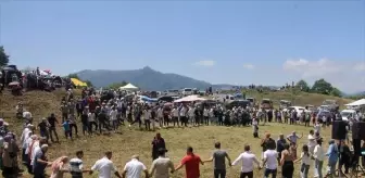 Güce'de İlk 'Otçu Göçü Şenliği' Coşkuyla Gerçekleşti