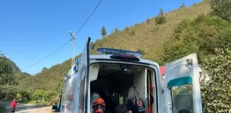 Yamaç Arazide Fenalaşan Kadın AFAD Ekiplerince Kurtarıldı