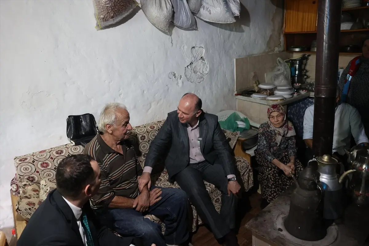 Giresun Valisi Serdengeçti'nin ziyaret ettiği şehit ailesine yeni ev yapılacak