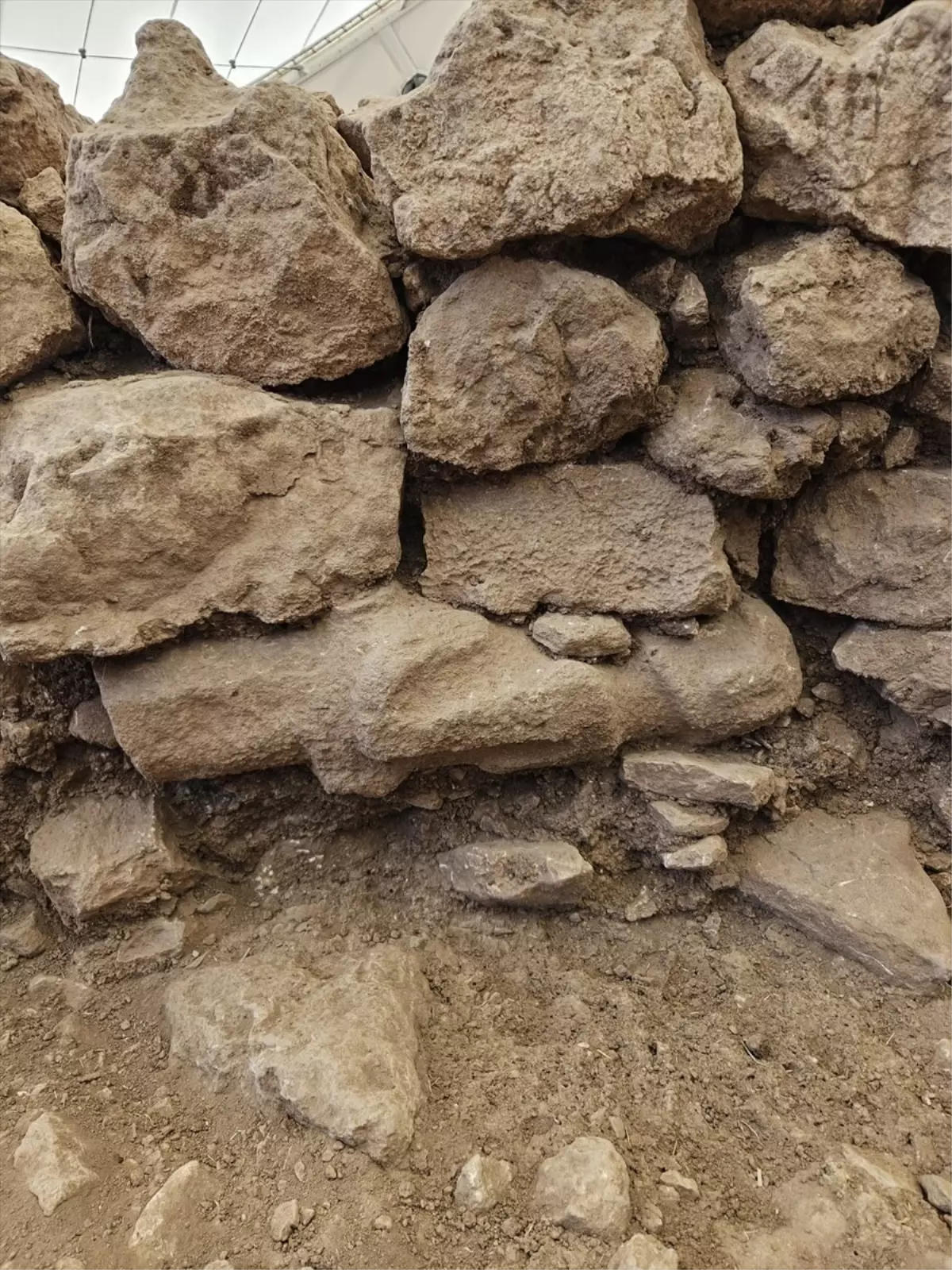 Göbeklitepe'de Yeni İnsan Heykeli Keşfi