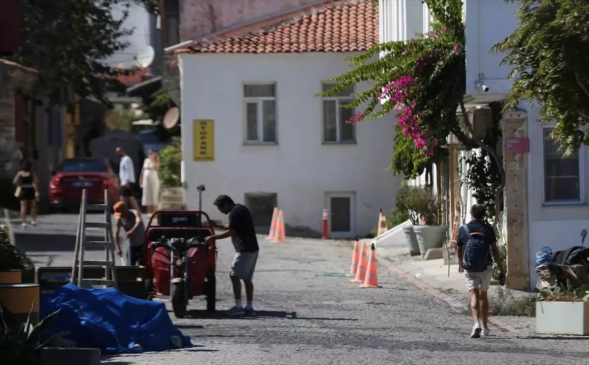 Gökçeada ve Bozcaada'da Turizm Sezonu Rekorlarla Kapatıldı