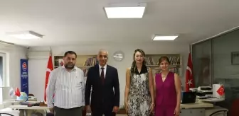 Gölbaşı Kaymakamı Erol Rüstemoğlu, Depremzedeyi Ziyaret Etti