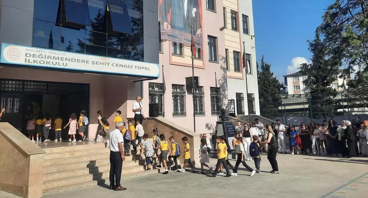 Gölcük'te okullarda uyum eğitimi başladı
