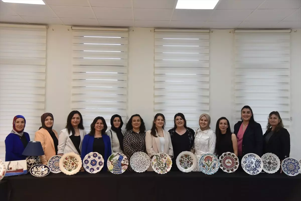 Görele'de Çini Kursu Ürünleri Sergilendi