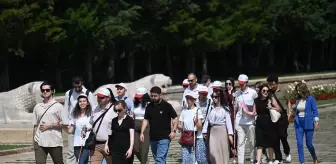 Dinle Hisset Keşfet Projesi ile Gençler Anıtkabir'i Ziyaret Etti
