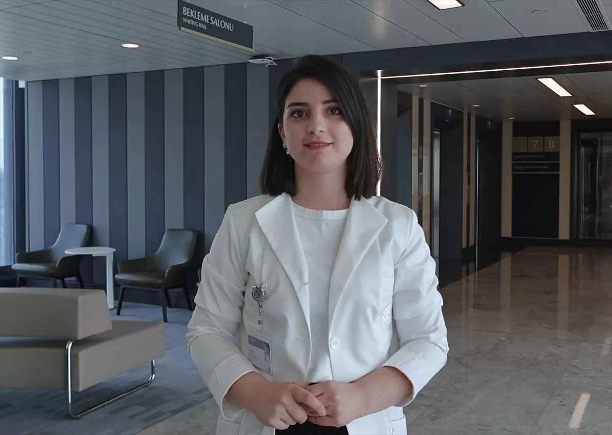 Anoreksiya Nervoza: Psikolojik Travmalar ve Aile Desteği