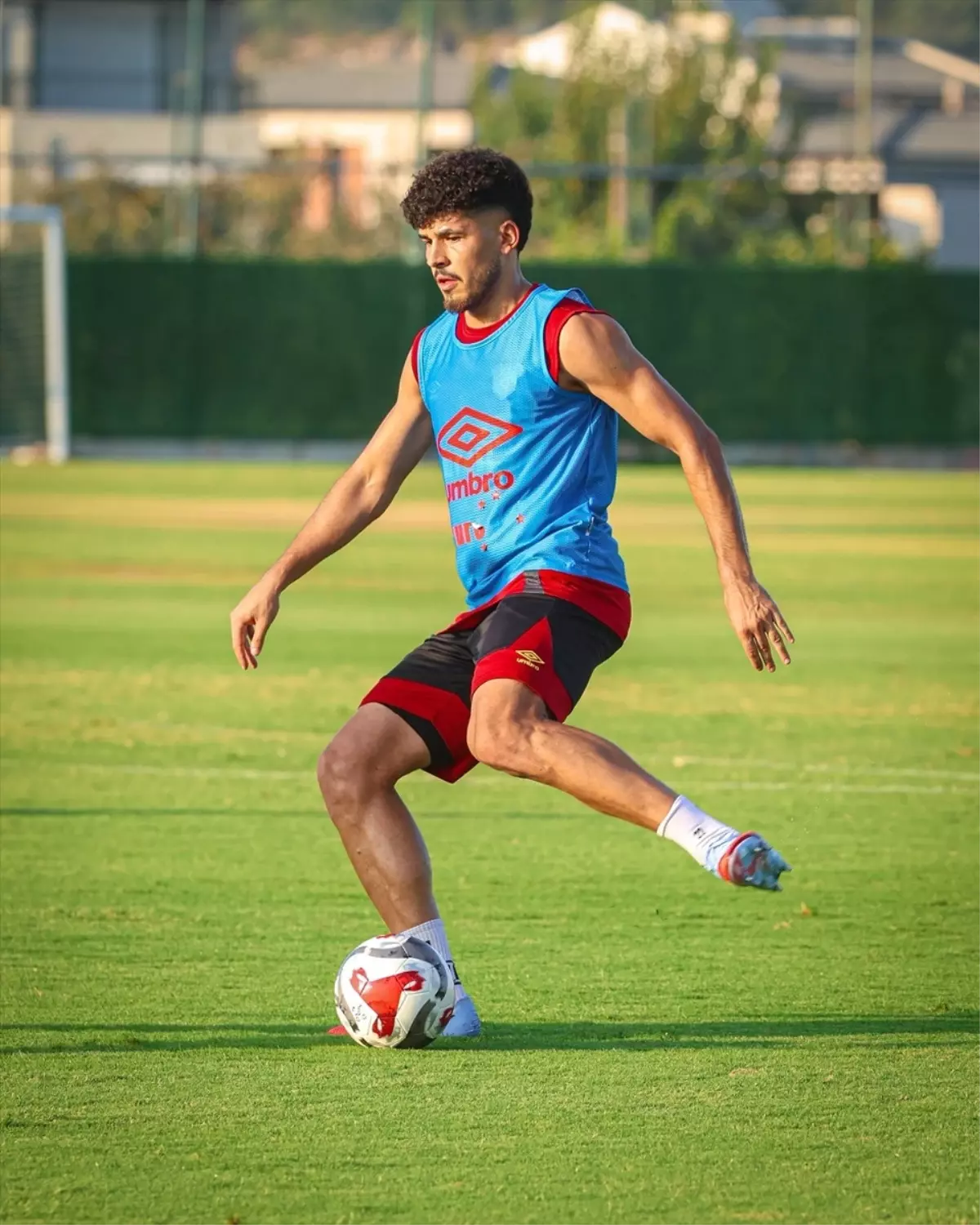 Göztepe, Kayserispor Maçı İçin Hazırlıklarını Sürdürüyor