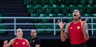 Göztepe Kadın Voleybol Takımı, Vodafone Sultanlar Ligi'nde Avrupa Hedefli Mücadeleye Hazırlanıyor