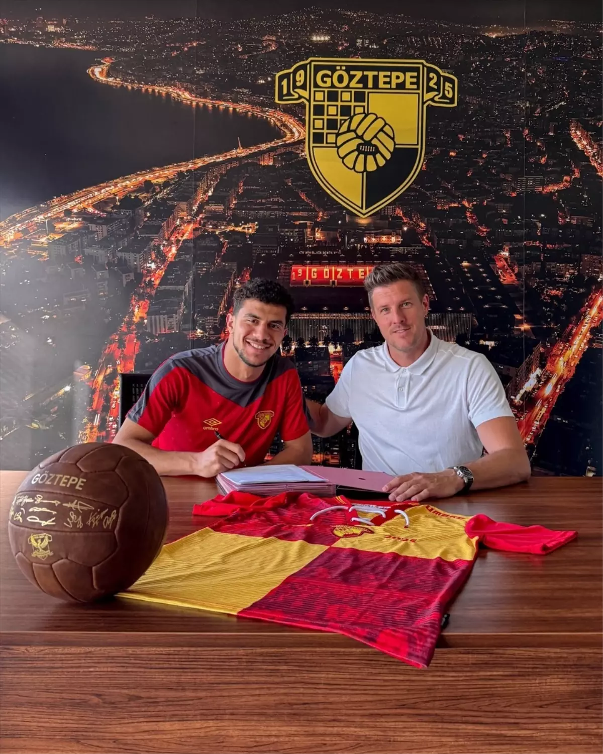 Göztepe, Ürdünlü Forvet İbrahim Sabra'yı Kadrosuna Katıyor