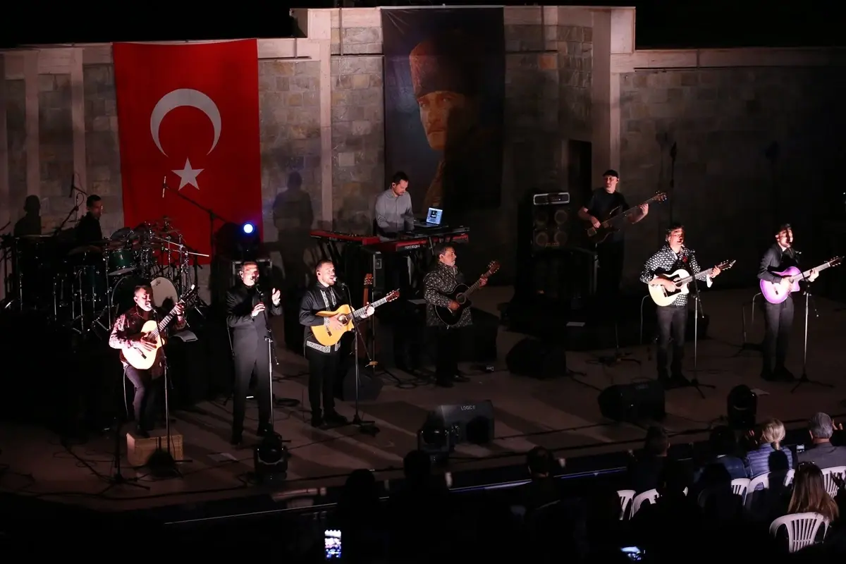 Gipsy Kings, Eskişehir'de Hayranlarıyla Buluştu