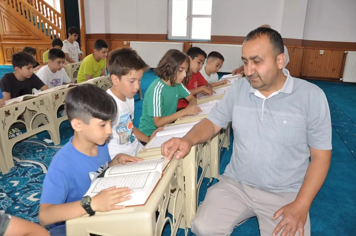 Gümüşhacıköy'de Yaz Kur'an Kursları Başladı
