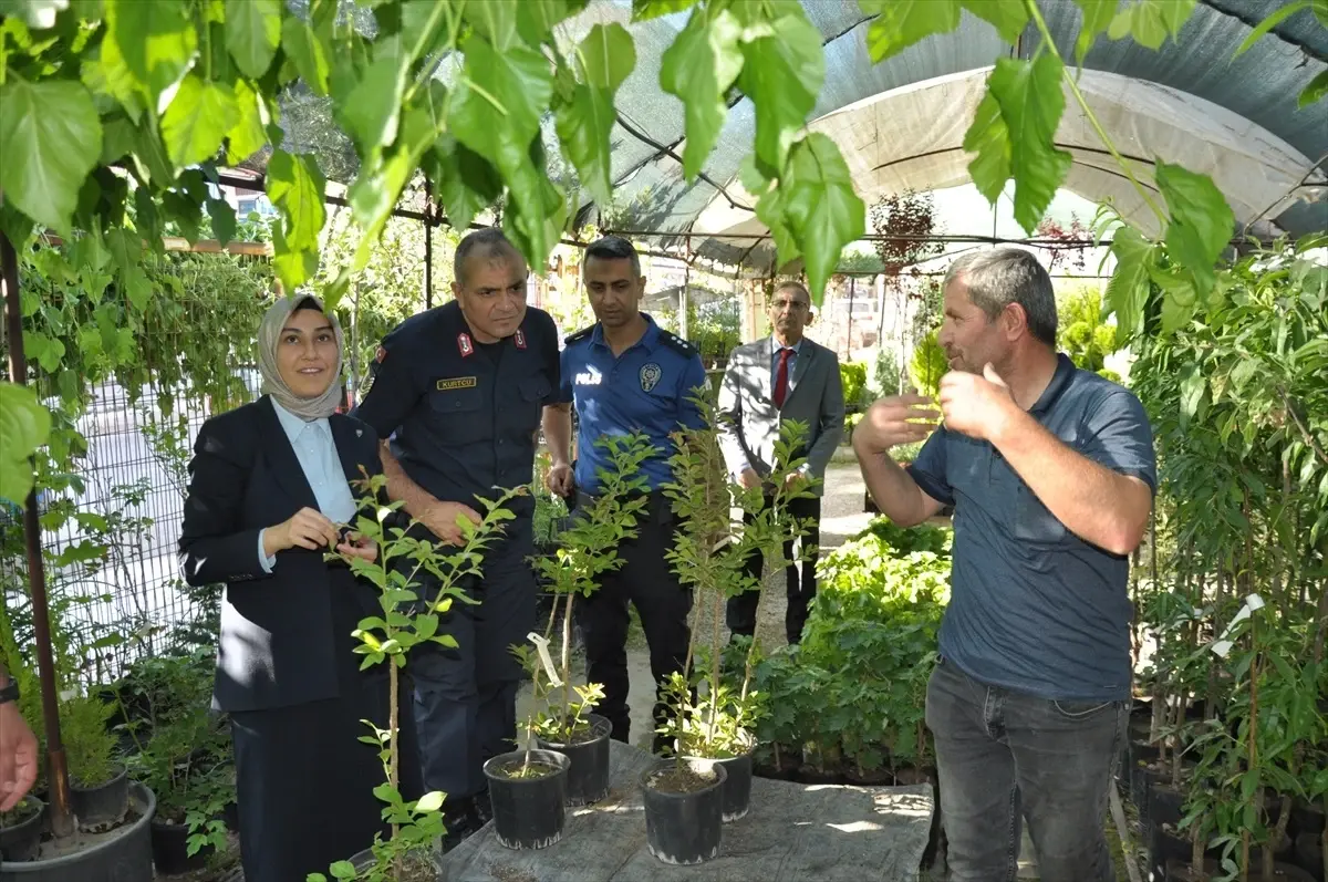 Gümüşhacıköy Kaymakamı Esnaf Ziyareti Gerçekleştirdi
