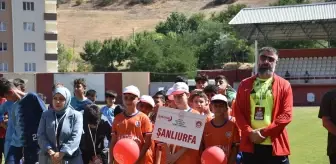 Gümüşhane'de '2025 Aile Yılı Tek Yürek Futbol Turnuvası' başladı