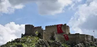 Gümüşhane'de Kov Kalesi Şenliği coşkusu
