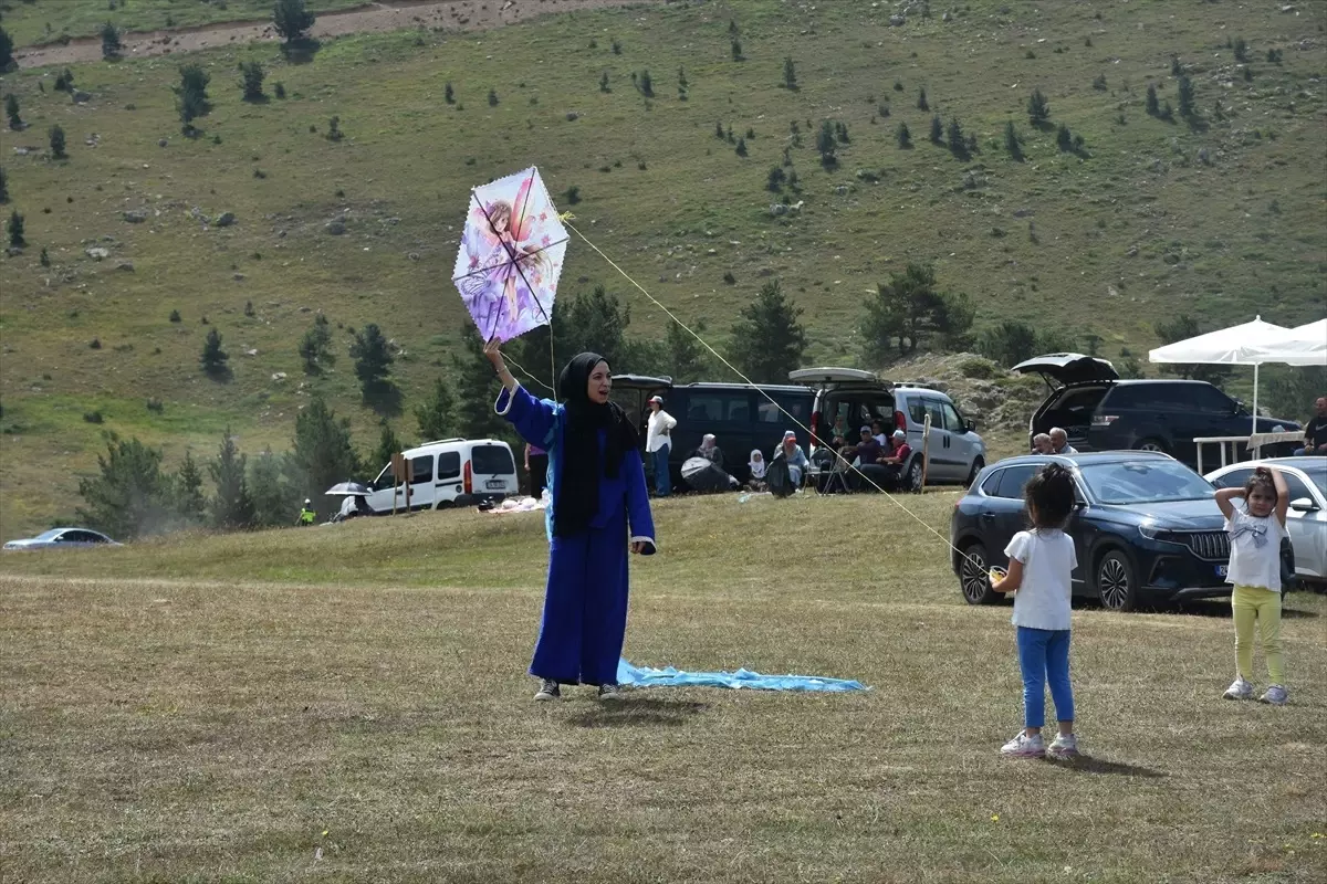 Gümüşhane'de Coşku Dolu 'Saranoy Yaylası Şenliği' Yapıldı