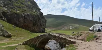 Gümüşhane'nin Doğal Güzellikleri: Taşköprü Yaylası ve Santa Harabeleri