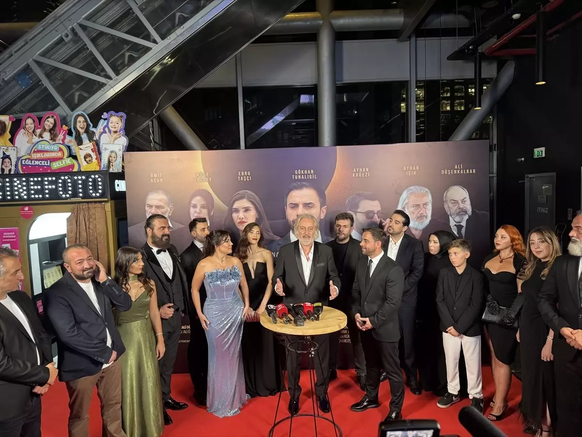 Güneşin Karanlığında Kosova Filminin Galası Yapıldı