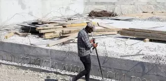Güneydoğu'da İşçiler Aşırı Sıcaklarda Çalışma Mücadelesi Veriyor