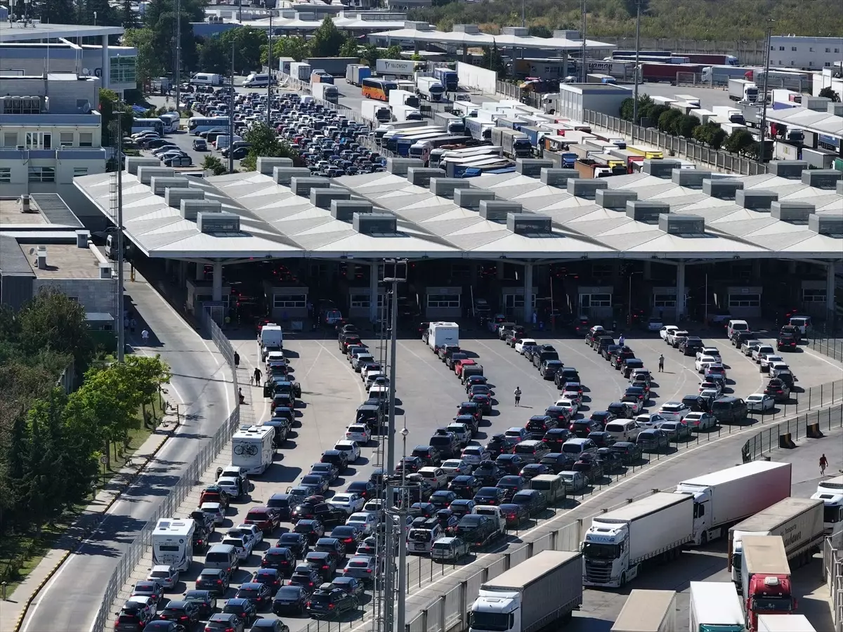 Gurbetçilerin Türkiye'ye Dönüş Yolculuğu Başladı