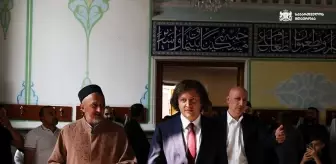 Gürcistan Başbakanı Kobakhidze, Kurban Bayramı'nda Tiflis Cuma Camisi'ni Ziyaret Etti