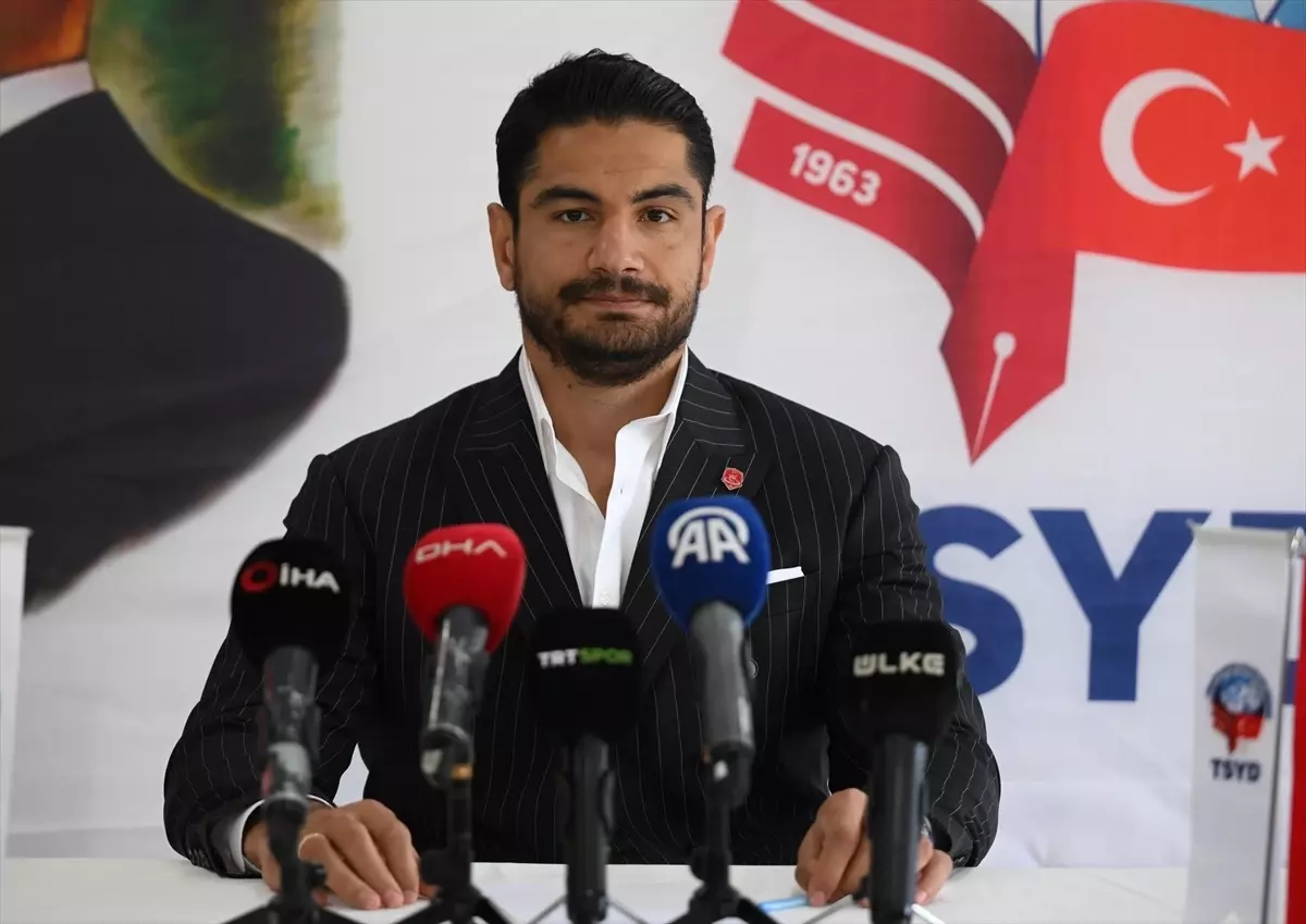 Güreş Federasyonu Başkanı Taha Akgül'ün dünya şampiyonasından beklentisi yüksek değil Açıklaması