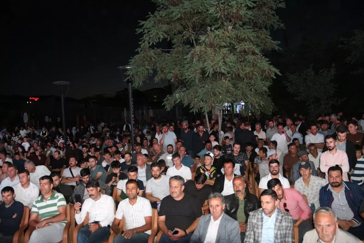 Güroymak'ta Dengbej Gecesi Etkinliği Düzenlendi