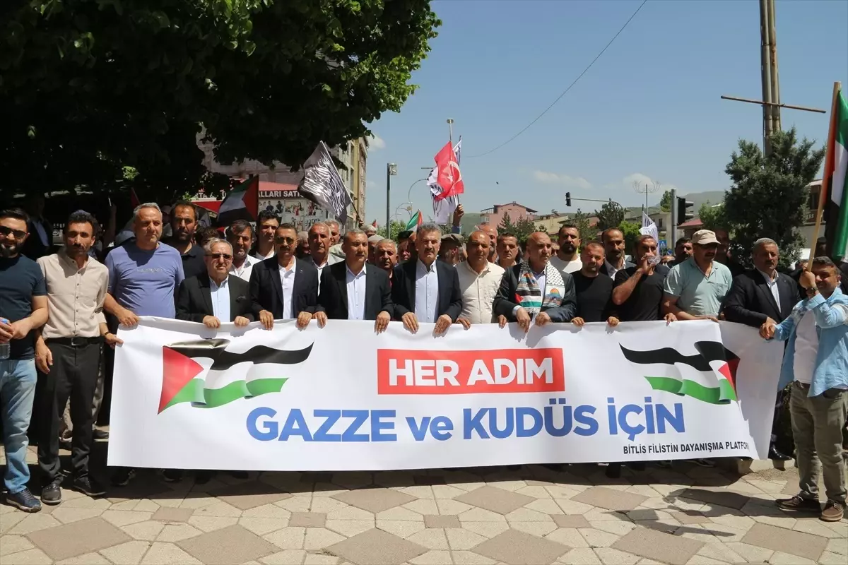 Güroymak'ta İsrail'in Gazze'ye yönelik saldırıları protesto edildi